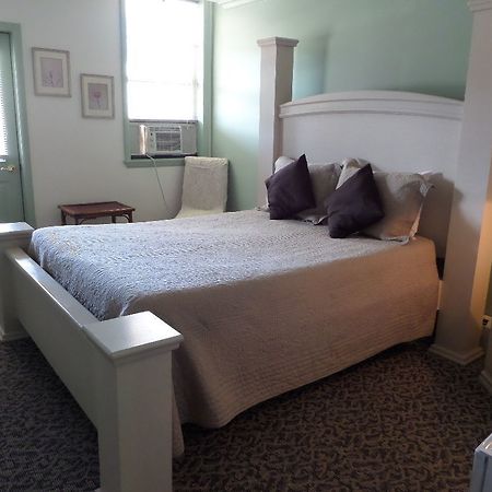 Stone Waters Inn Bellaire Ngoại thất bức ảnh