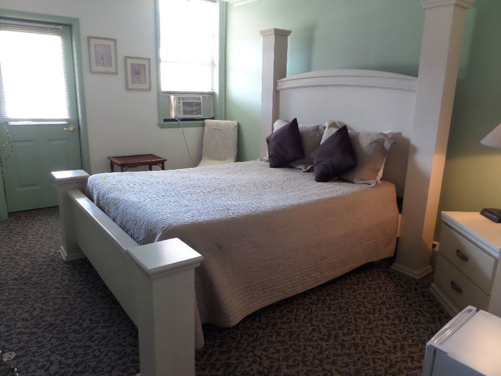 Stone Waters Inn Bellaire Ngoại thất bức ảnh