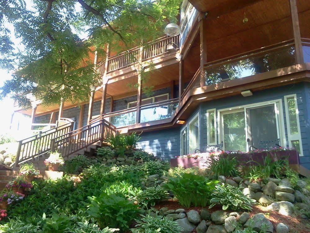Stone Waters Inn Bellaire Ngoại thất bức ảnh